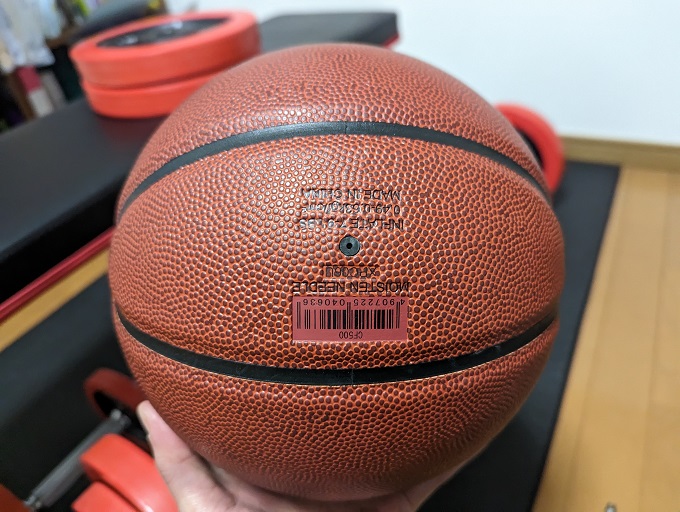 バスケットボールやサッカーボールの空気漏れ修理エアーバルブが固く